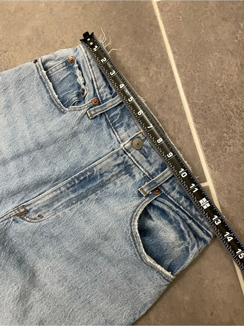 Abercrombie & Fitch Curve Love 90s Straight Ultra High Rise Jean size 27X31